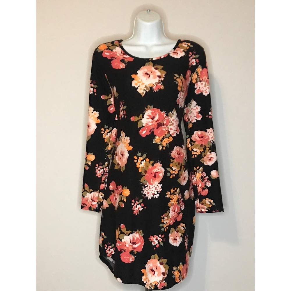 NO BOUNDARIES XL 15-17 FLORAL BLACK DRESS